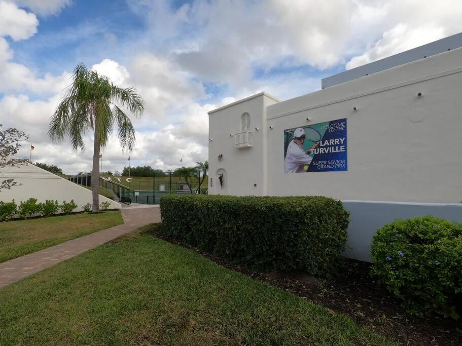 Dream At Wtc With Heated Pool Sauna 7 Bicycles And 3 Mls To North Naples